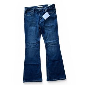 KanCan Petite Women's Deep Indigo Flare Denim Jeans Sz 15/31 Spandex Stretch NWT